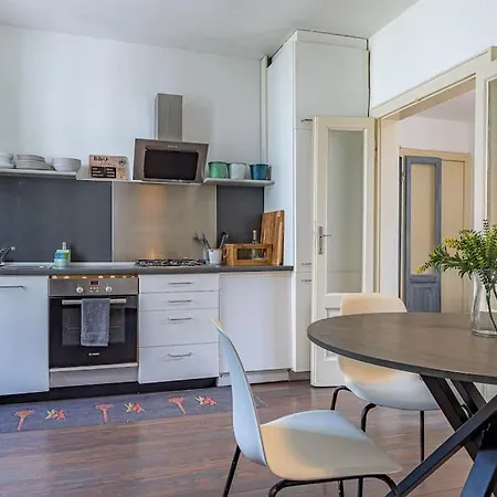 Apartment Ferro House *