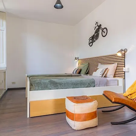 Ferro House *