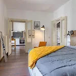 Ferro House Apartment Como