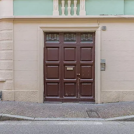 Ferro House Apartamento